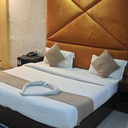 Hotel Grand City New Delhi Exterior photo
